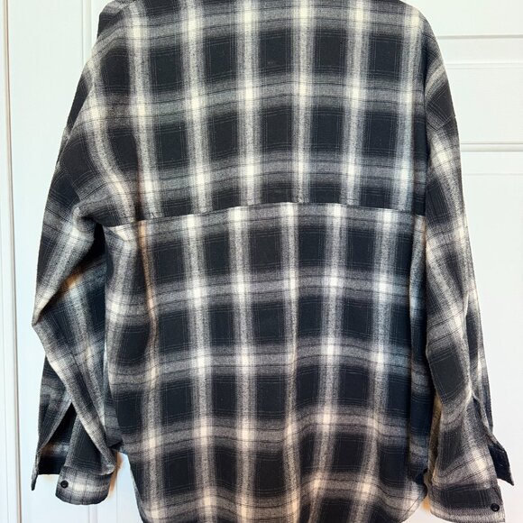 12th Tribe Oversize Black and Gray Flannel Sweater Size OS - Picture 2 of 6